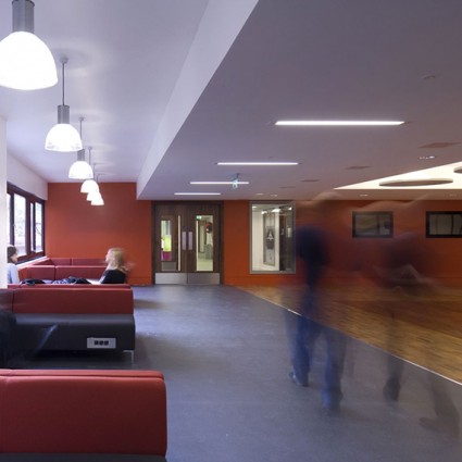 City, University of London – Oliver Thompson Lecture Theatre and Foyer